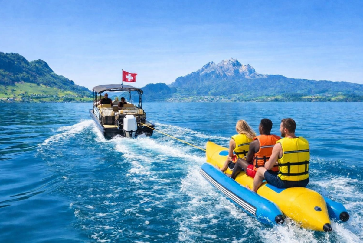 04 Banana Boat Fun Cruise